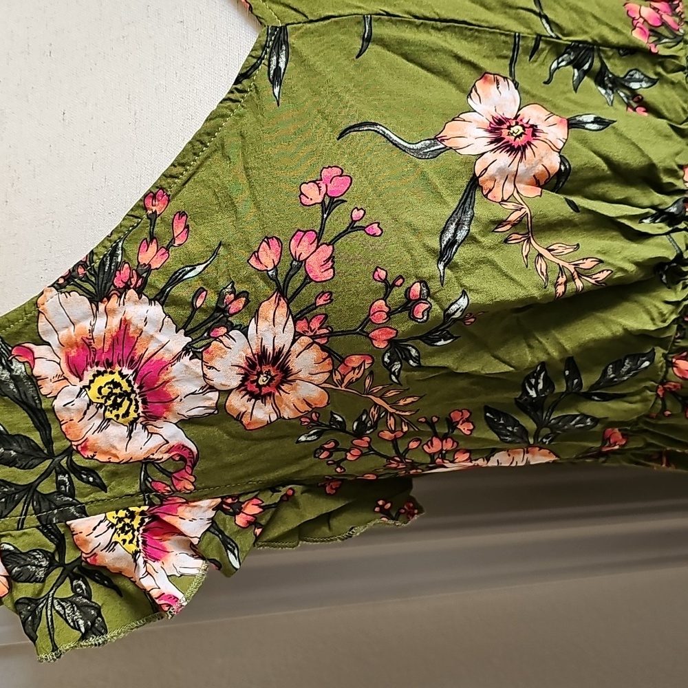 SHEIN Olive Green Floral Flutter Sleeve Dress - Picture 3 of 11